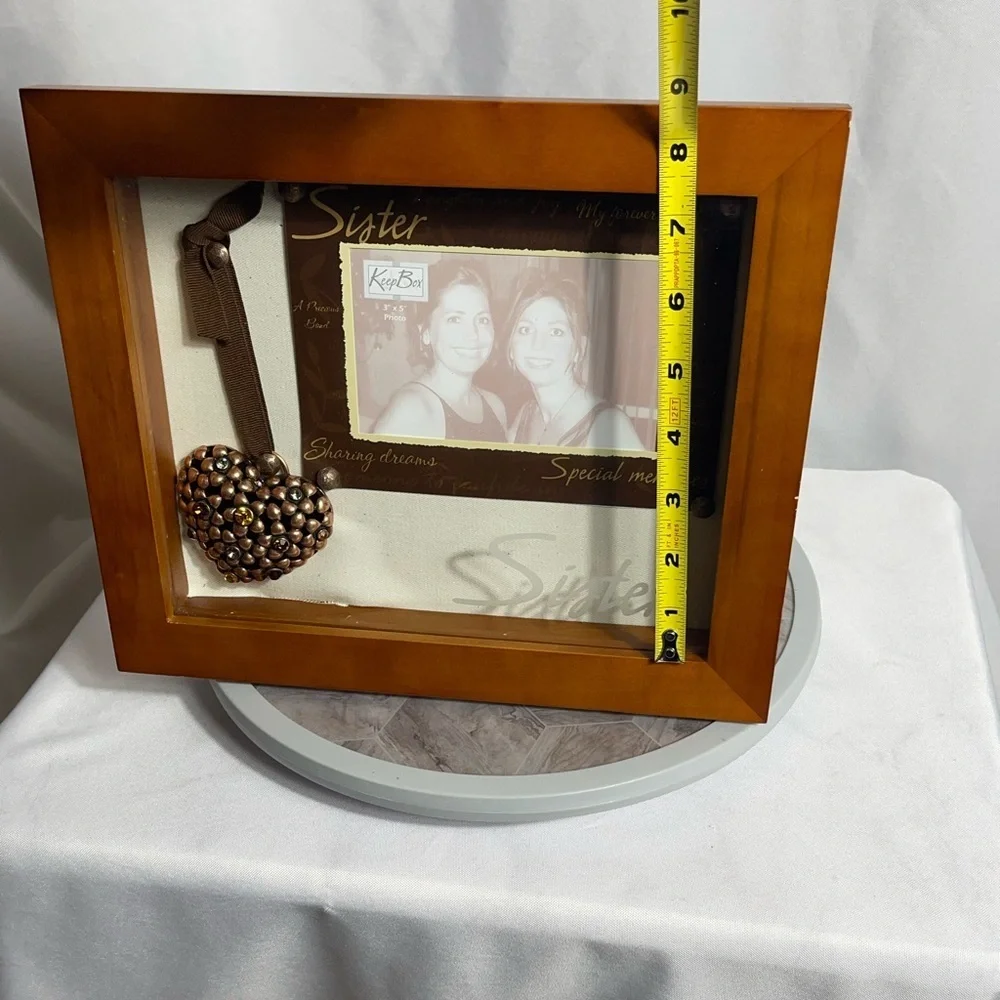 Pavilion Gift 2006 Sister Shadowbox Frame with Hanging Heart  Photo